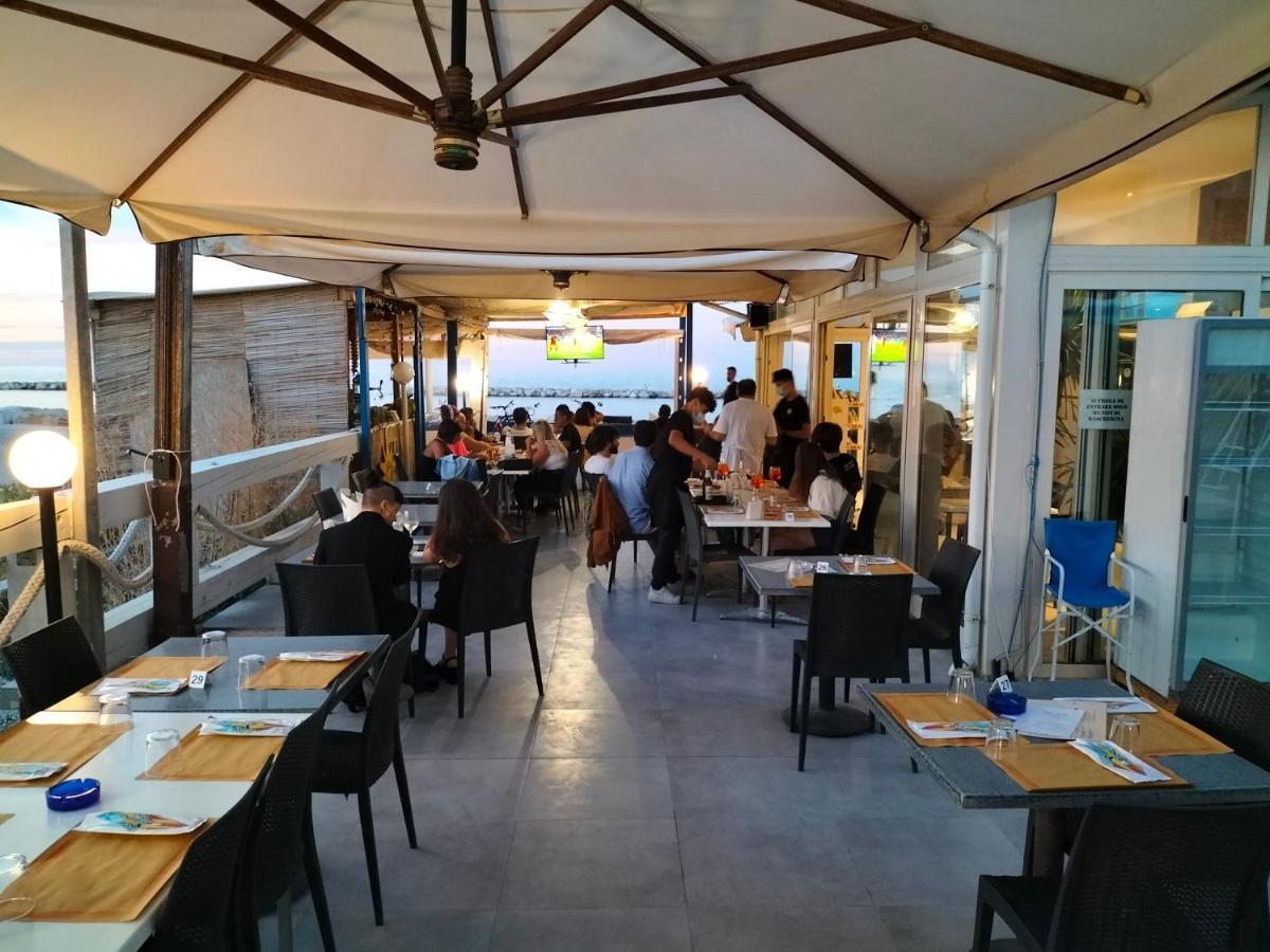 chalet del sole Fano Esterno foto